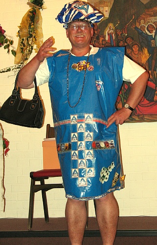 48modeshow01.jpg