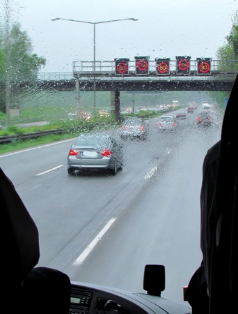 05_im_buss_abfahrt.jpg