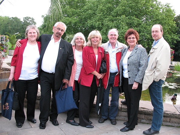 gruppenbild01.jpg