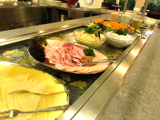 30_dat_buffet.JPG